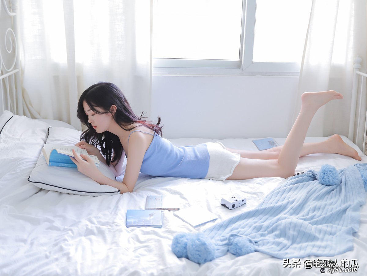 极品性感尤物美女吊带写真-8.jpg