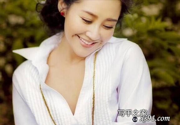 中国最具女人味的女星！徐冬冬上榜，50岁的她依旧是女神级别-6.jpg