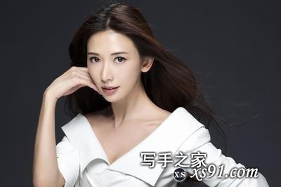 中国最具女人味的女星！徐冬冬上榜，50岁的她依旧是女神级别-1.jpg