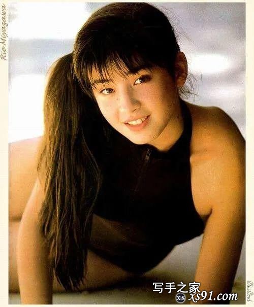 十大日本昔日曾走红的性感美女！各个肤白娇嫩魔鬼身材-33.jpg