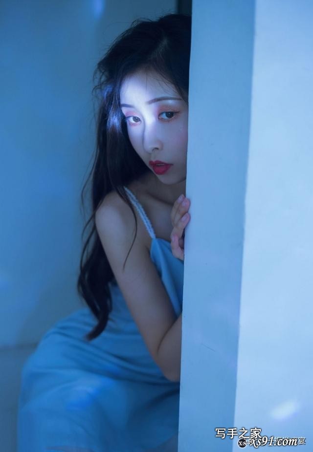 绝色倾城妩媚美女套图盛宴-2.jpg